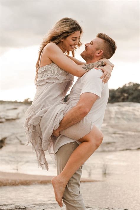 Pin On Outfit Ideas For Couples Photo Sessions