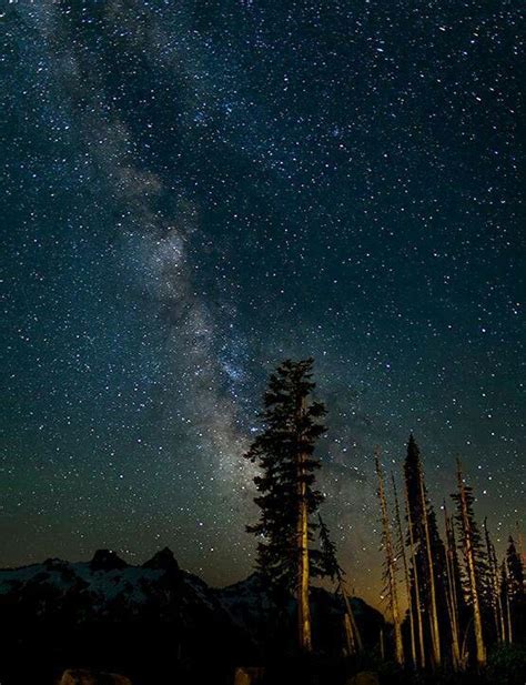 Beautiful The Milky Way From Paradise At Mt Rainier I Would Love To