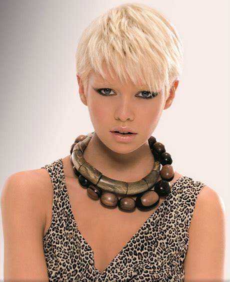 Short Razor Haircuts For Women Style And Beauty