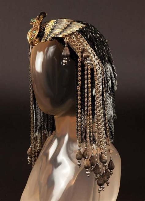 Cleopatra Headress Ok I Want One Of These Diy Cleopatra Cleopatra Headdress Egyptian