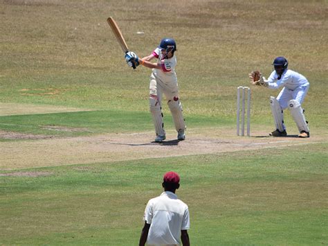 Welcome to the cricket on facebook page! Need for Cricket Equipment - Alans Sports Gear