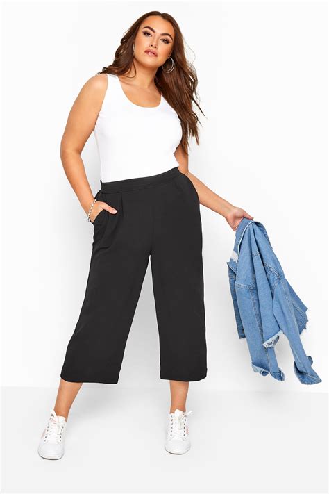 Black Crepe Cropped Trousers Yours Clothing