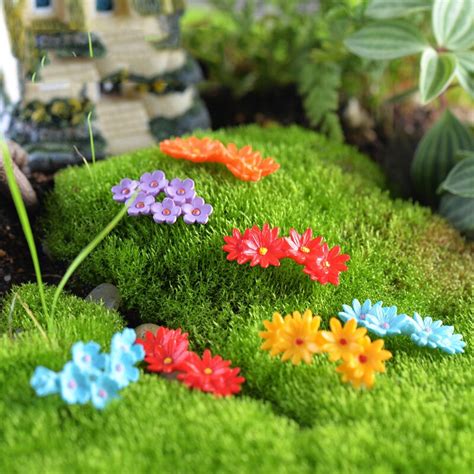 2pcs Plastic Flowers Model Figures Micro Landscape Fairy Garden