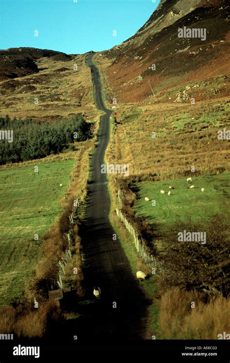 Long Narrow Mountain Pass On Irelands North West Coast Stock Photo Alamy