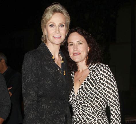 Why Is Jane Lynch Divorcing Wife Lara Embry