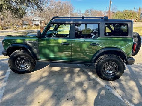 Review 2022 Ford Bronco Everglades Edition