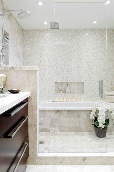 19 Gorgeous Showers Without Doors