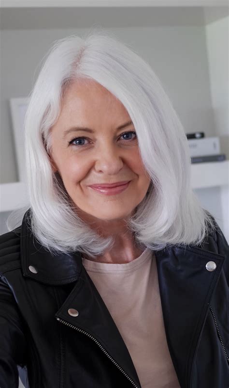 White Grey Hair A Natural Beauty Trend In Short Hairstyles For