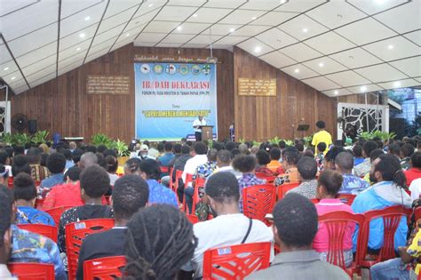 Komunitas pemuda kreatif lintas iman di daerah istimewa yogyakarta sekaligus alumni pelatihan @interfidei. Tema Ibadah Pemuda Kreatif : Para Pemuda Perindu Surga ...