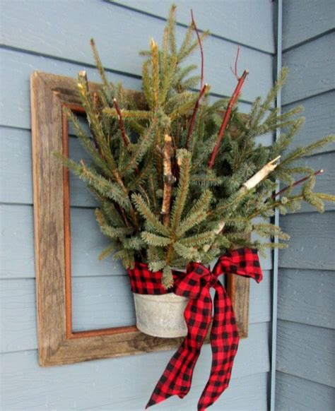 Outside christmas decorations ideas lisbondrop me. 40 Comfy Rustic Outdoor Christmas Décor Ideas - Interior ...