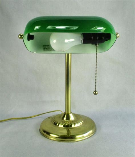 Vtg Brass Green Glass Bankers Desk Table Lamp Student Lawyer Doctor Ebay