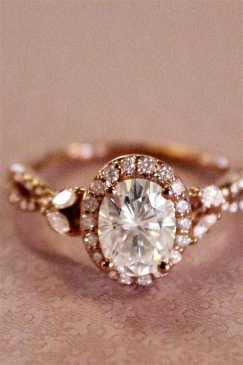 21 Sophisticated Vintage Engagement Rings To Prove Your Love Oh So