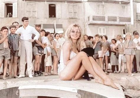 Brigitte Bardot E Lo Scandalo Che Ha Reso Famosa Saint Tropez Riviera Iconica