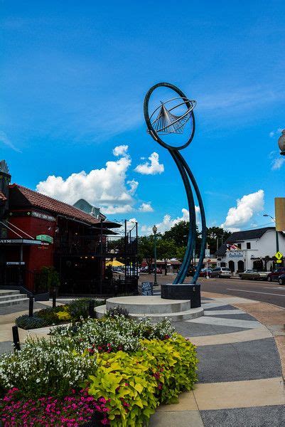 Overton Square Memphis Neighborhoods Tennessee Travel Tennessee