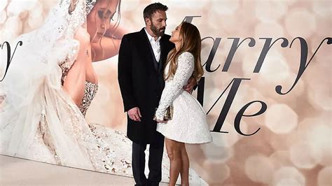 First Photos Emerge Of Jennifer Lopez And Ben Afflecks Wedding Marca