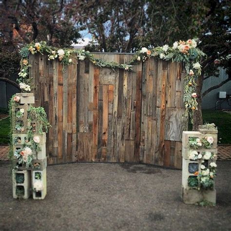 20 Unique And Greenary Wedding Backdrop Ideas Pallet Wedding Photo