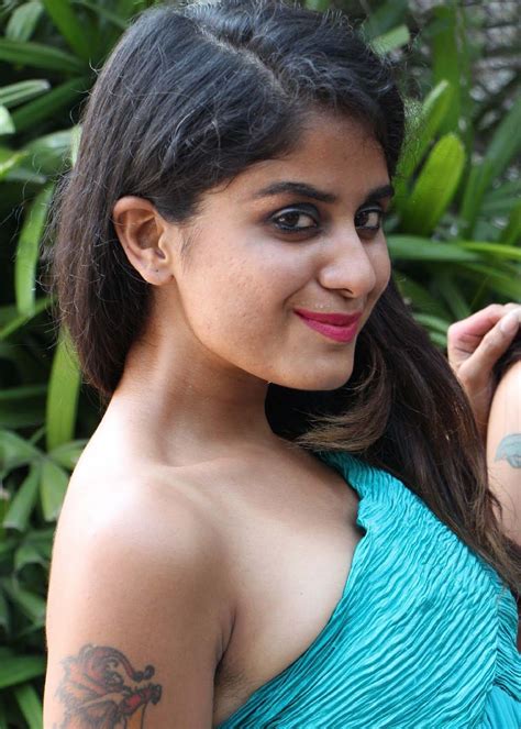 26 Hq Photos Indian Women With Armpit Hair Women Show Off Their Armpit Hair On Social Media
