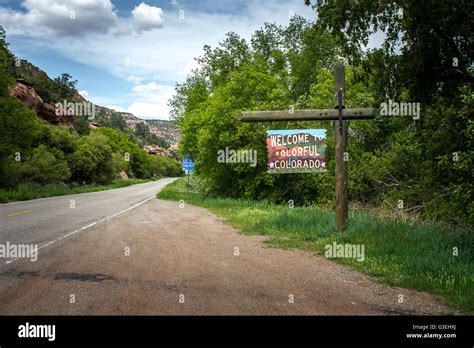 Colorado Welcome Sign Hi Res Stock Photography And Images Alamy
