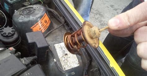 My car toyota corolla can't move forward when in cooling engine but only can move reverse. Symptoms Of A Bad Thermostat - Detect The Ominous Signs
