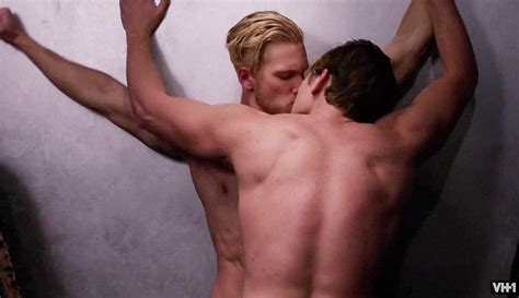 Male Celebrity Adam Senn Gay Kissing And Shirtless Xhamster