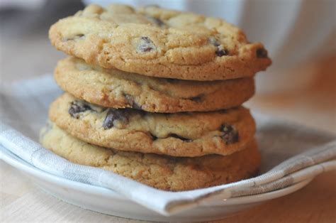 Big fat cookie, selling the best cookies in chicago, ships nationwide on goldbelly—order chocolate chip cookies, oatmeal cookies, cookie baskets big.fat.cookie has been featured in the chicago tribune and chicago magazine. NINE + SIXTEEN: Recipe | BIG, FAT Chocolate Chip Cookies