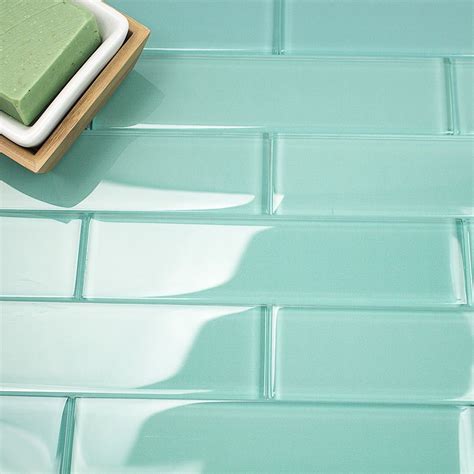 Loft Tea Green 2x8 Polished Glass Tile ガラスタイル タイル サブウェイタイル
