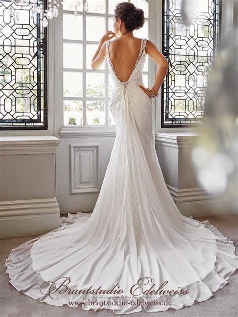 Beste hochzeitskleid rückenfrei von die besten 25 brautkleid spitze rückenfrei ideen auf. Brautstudio Edelweiss. Brautmoden, Abendmoden und ...