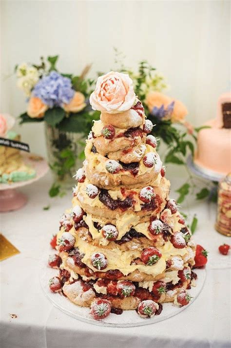 20 Delicious And Unique Alternatives To The Traditional Wedding Cake Chic Vintage Brides