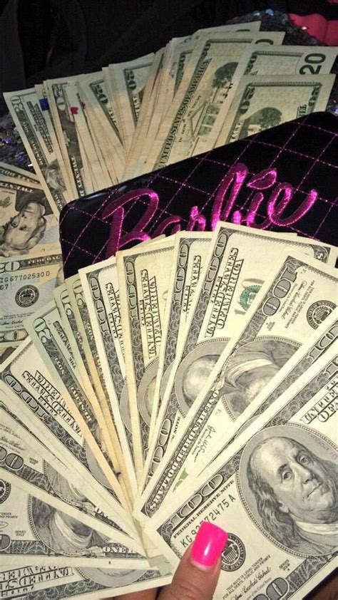 Aesthetic baddie pink bad wallpapers instagram money backgrounds anime girly iphone badass boujee collage purple dicas glitter rosa cash parede. Money money | Bad girl wallpaper, Iphone wallpaper, Cute ...