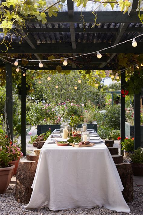9 Pergola Ideas For Outdoor Dining Town And Country Living
