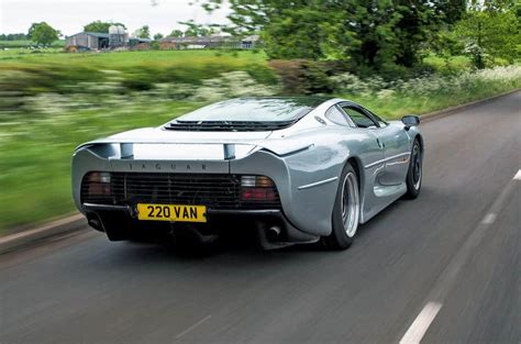 Jaguar Xj220 Remains One Of The Fastest Cars Ever Tested