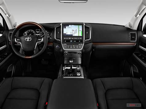 2020 Toyota Land Cruiser 201 Interior Photos Us News And World Report