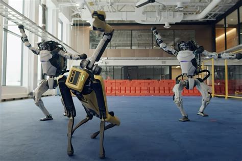 Los Robots De Boston Dynamics Ahora Saben Bailar Y Lo Hacen Mejor Que Muchos De Nosotros