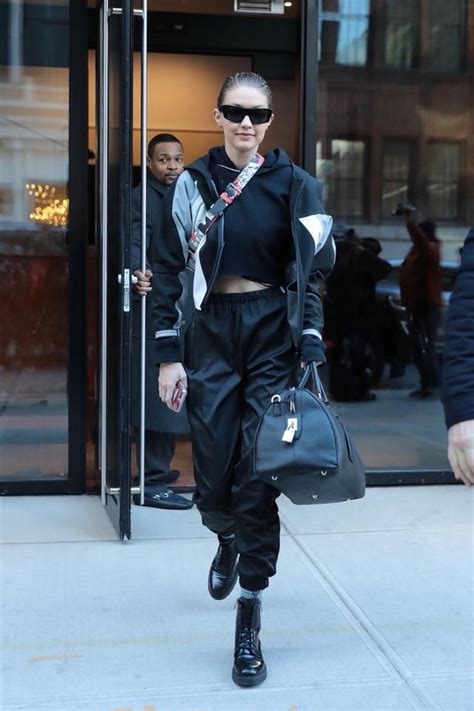 10 Ways Celebs Are Wearing Chelsea Boots Right Now Gigi Hadid Style