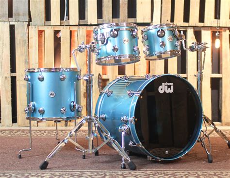 Dw Collectors Maple Mahogany Laser Blue Drum Set 22101216 So1