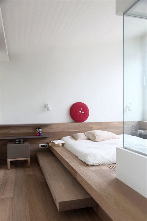 Decorating bedroom in japanese style is a good decision though, even if japan style is kind of calm and oriental but it's not a problem to be combined in modern bedroom decor style. Modern Greek Penthouse Design Beautified With Nordic ...
