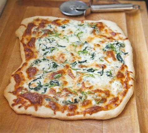 3 Cheese White Pizza With Spinach And Basil