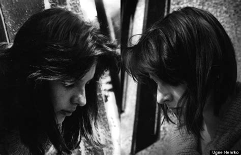 daughter s mirror image tribute to her mother will tug at your heart strings photos huffpost