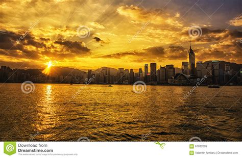 Hong Kong Skyline At Sunrise Editorial Stock Image Image Of Downtown