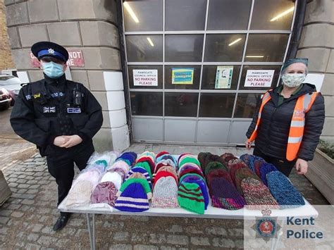 Thanet Pcso Organises Knitting Campaign To Help Isles Homeless The