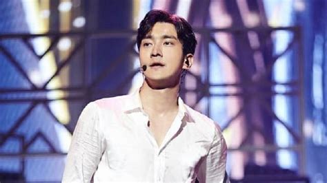 He is a member of the south korean boy band super junior. Choi Siwon Apologizes And Shares Why He Decided To ...