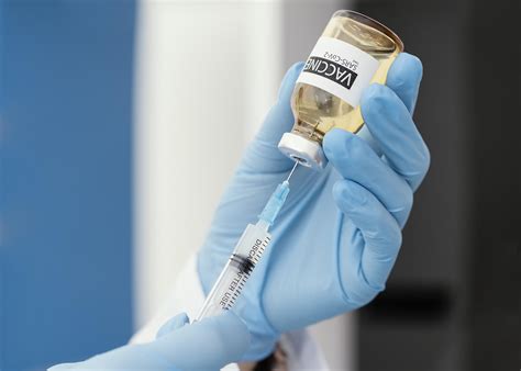 Bleiben sie über corona aktuell informiert. Corona-Impfung in Deutschland: endliche gute Nachrichten ...