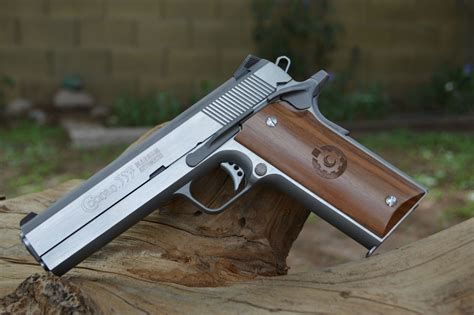 Weekend Photo: Coonan .357 Magnum 1911 - The Firearm BlogThe Firearm Blog