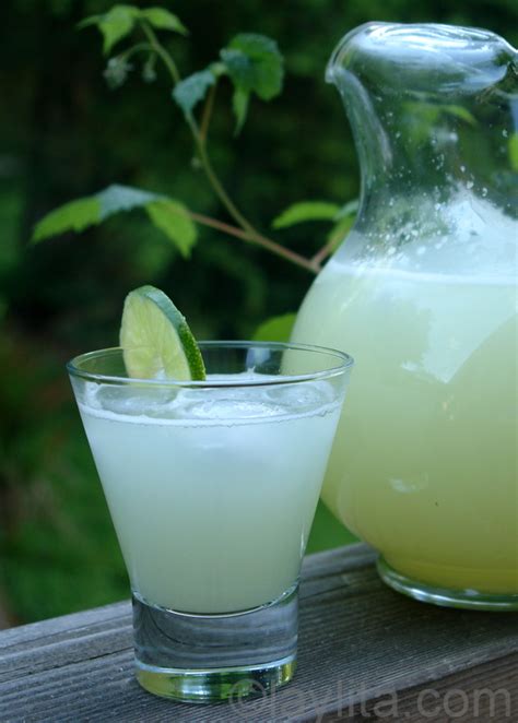 Quick Limonada Lemonade Or Limeade Laylitas Recipes
