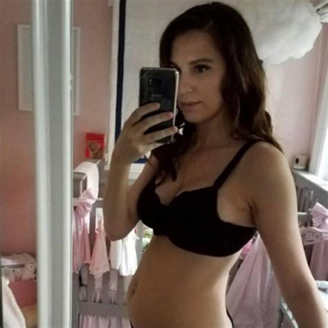 Christy Carlson Romano Gets Real About Postpartum Weight Loss E