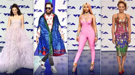 Mtv Vmas Stars Bare All In Surprise Frocks And Jocks — With One