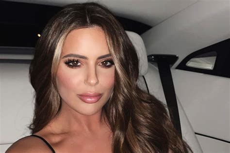 Brielle Biermann Shows Off Her Brunette Hair And Smaller Lips In Video