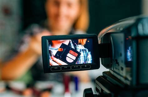 5 Kamera Mirrorless Yang Cocok Untuk Vlogger Pemula Hard Rock Fm