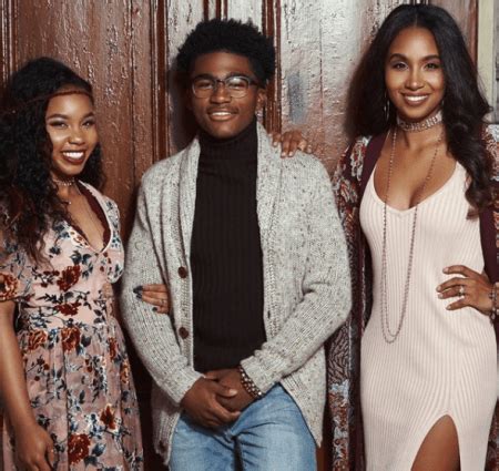 Kirk franklin's sister, who had been jailed for drugs after dealing with a boyfriend who was bad news, was recently sentenced to 30 years in prison. Kirk Franklin & Family Are Christmas Photo Shoot Goals ...