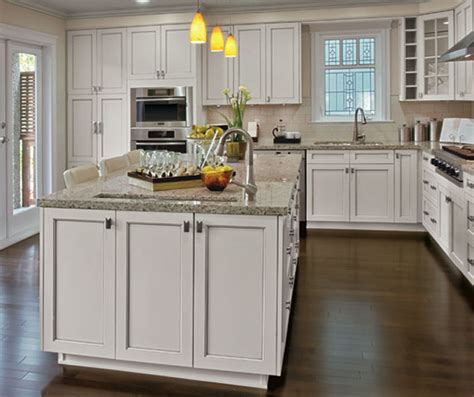 The highly trained professionals at gem cabinets warranty/service will assist you through the process of choosing kitchen cabinets and designing your room, resulting in a space that you will love. Painted Kitchen Cabinets in Alabaster Finish - Kitchen Craft
